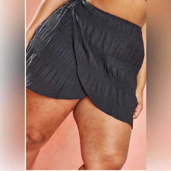 Pretty Little Thing Wrap Mini Skirt & Beach Cover-Up, Black, Plus Size, Vacation - Picture 4 of 8